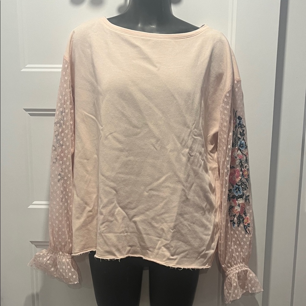 Elegant Floral Sleeve Women's Blouse in Light Pink